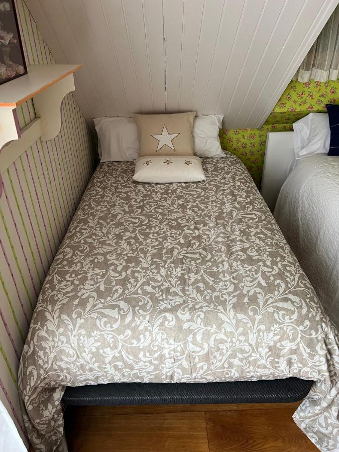 Casa Santiago Bed & Breakfast อาร์โกโญส ภายนอก รูปภาพ